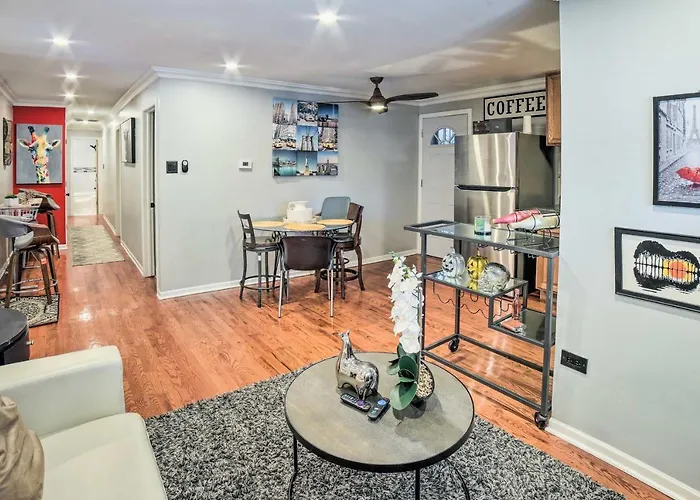 Apartment Gem Near Subway ~ 5 Mi To Downtown Chicago