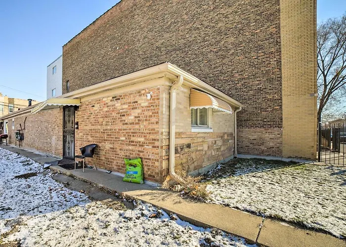 Gem Near Subway ~ 5 Mi To Downtown Apartment