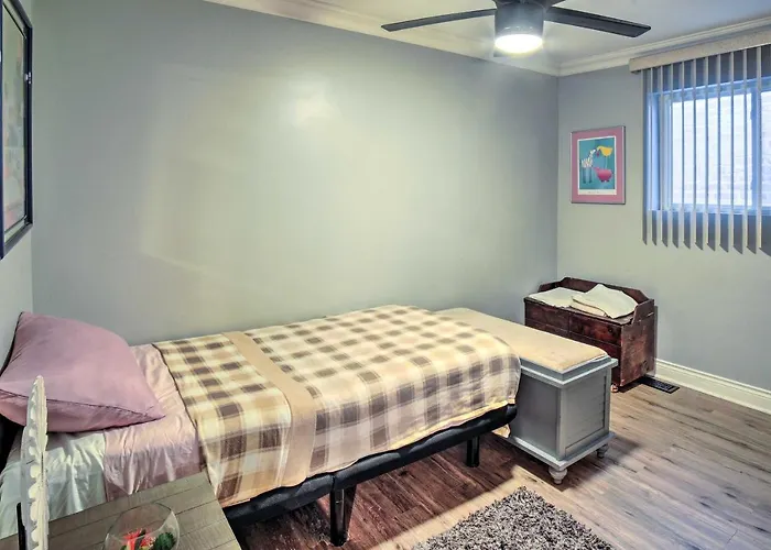 Apartment Gem Near Subway ~ 5 Mi To Downtown Chicago
