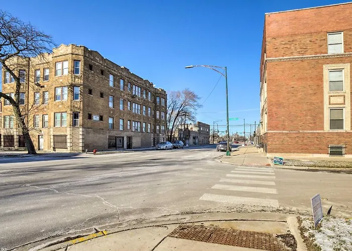 Gem Near Subway ~ 5 Mi To Downtown Apartment